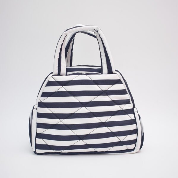 Cow Quilted Lunch Bag - Image 3